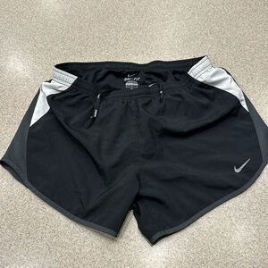 Women Nike Running shorts black/white/gray size small